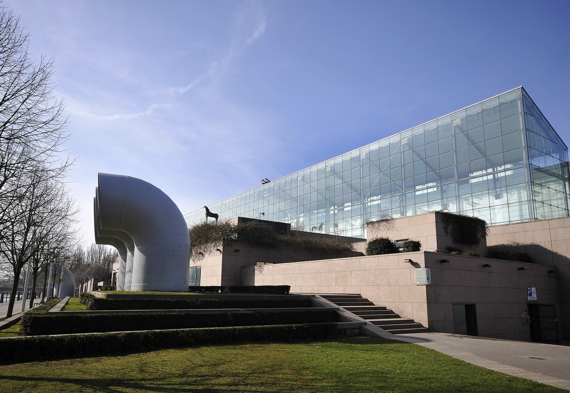 Lieux De Prestige Et De Spectacle Mus e D Art Moderne Et Contemporain Lieux de prestige et de spectacle mus e d art moderne et contemporain